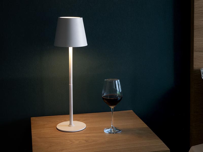 Flashlights,led Flashlights,lep Flashlights,edc Flashlights,MICRO flashlights,LEP tactical Flashlights,Laser Flashlights,LEP tactical Laser Flashlights,USB C flashlights,Flashlights manufacturers,Clover